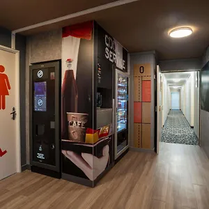 ** Hotel Ibis Budget Rennes - Renove Francia