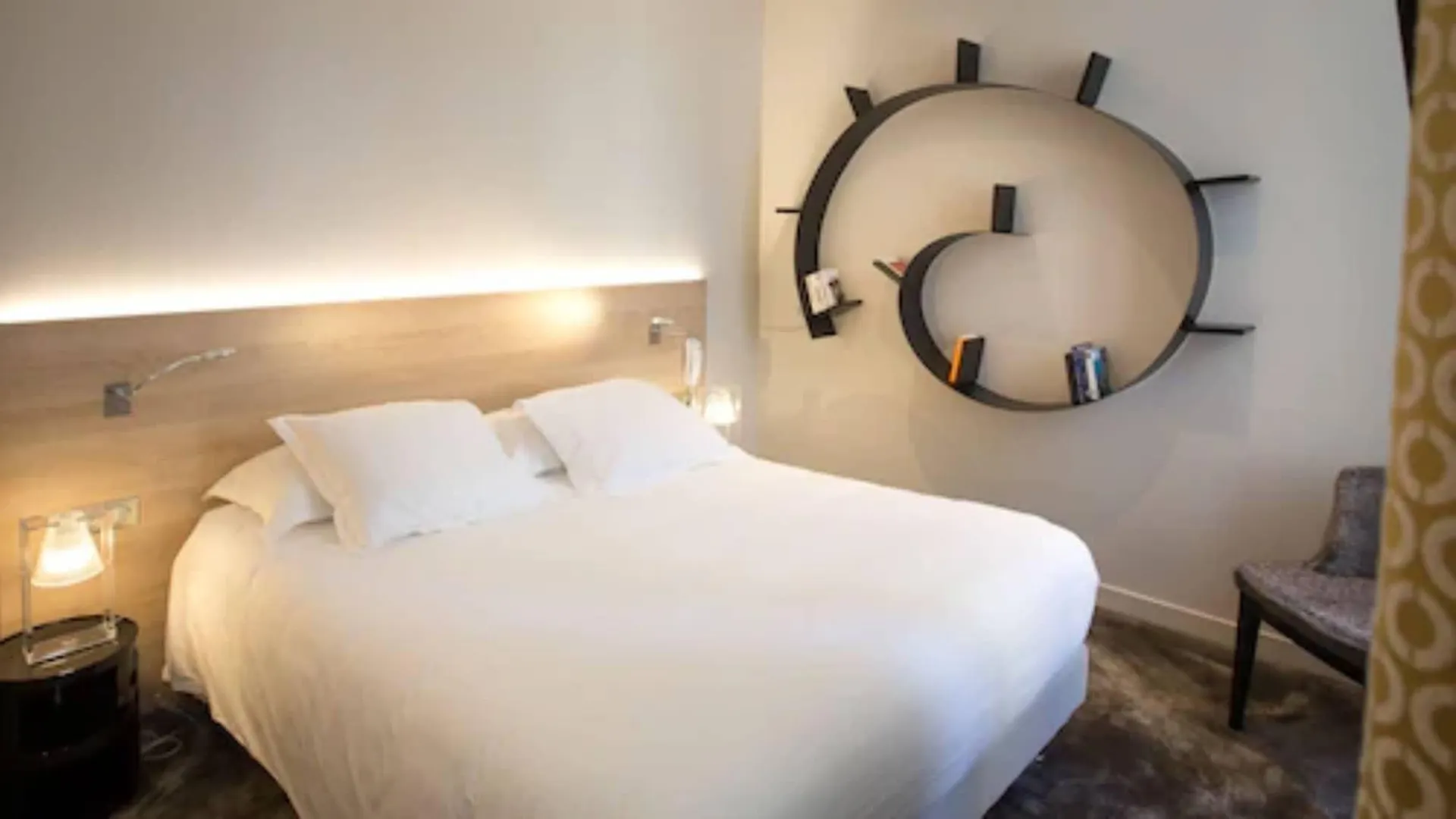 Hotel De France Valence  Frankrike