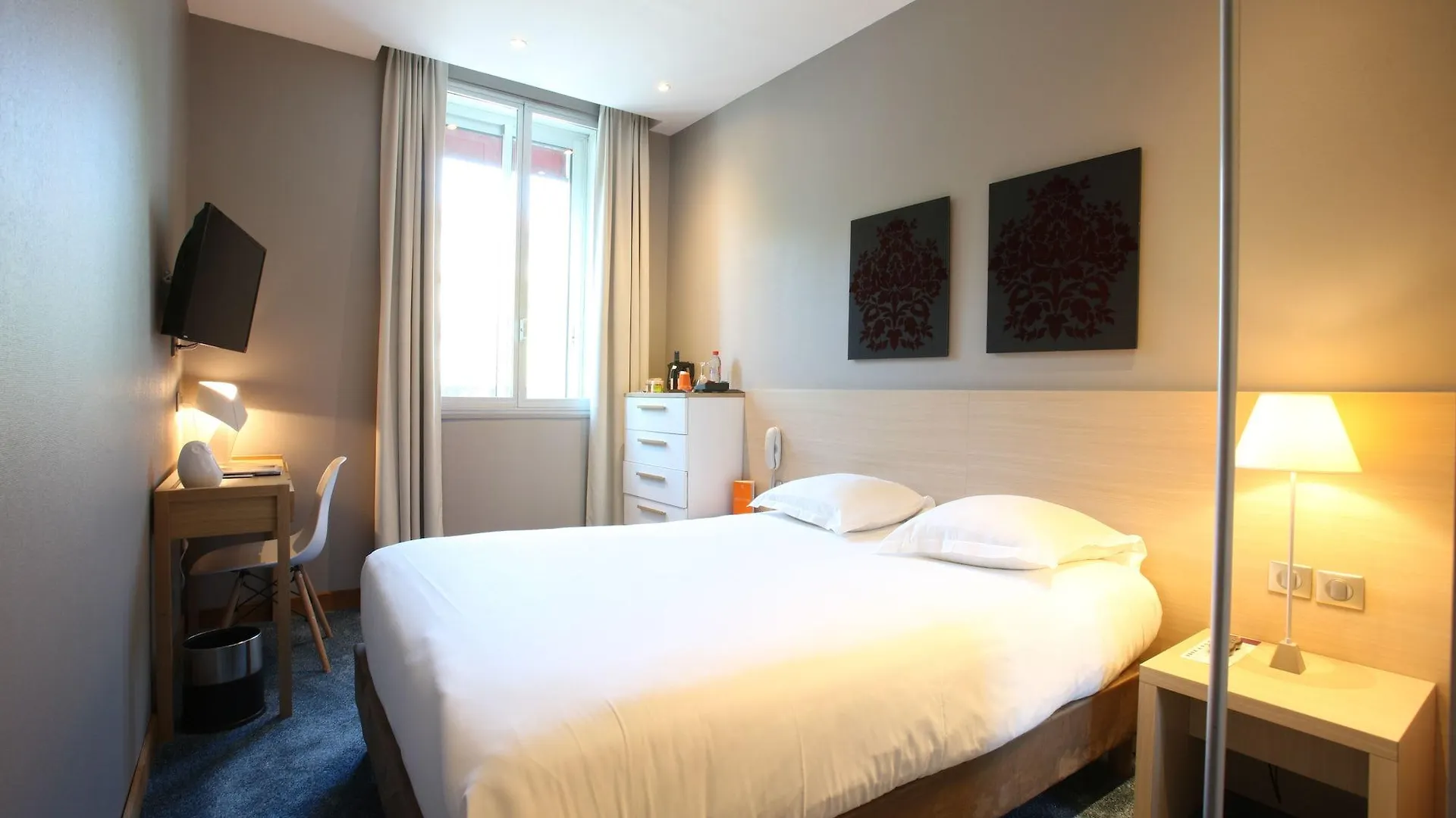Hotel De France Valence  4*, Valence (Drome)